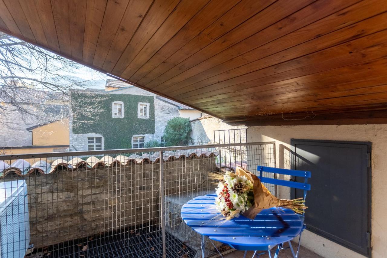 Blue Attic - Historical Como City Center By Rent All Como Exterior photo