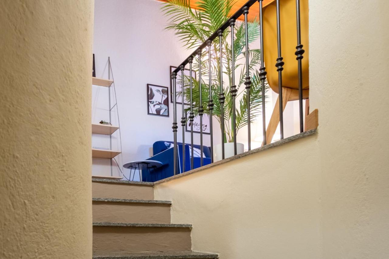 Blue Attic - Historical Como City Center By Rent All Como Exterior photo